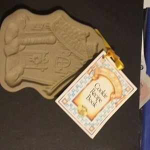 Gingerbread House cookie Mold by Brown Bag Cookie Art from 1989